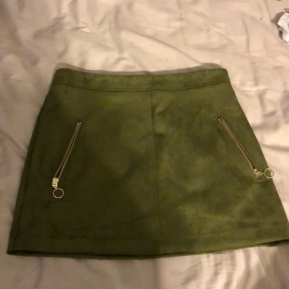 Forever 21 Dresses & Skirts - Forever 21 Never Worn Green Short Skirt